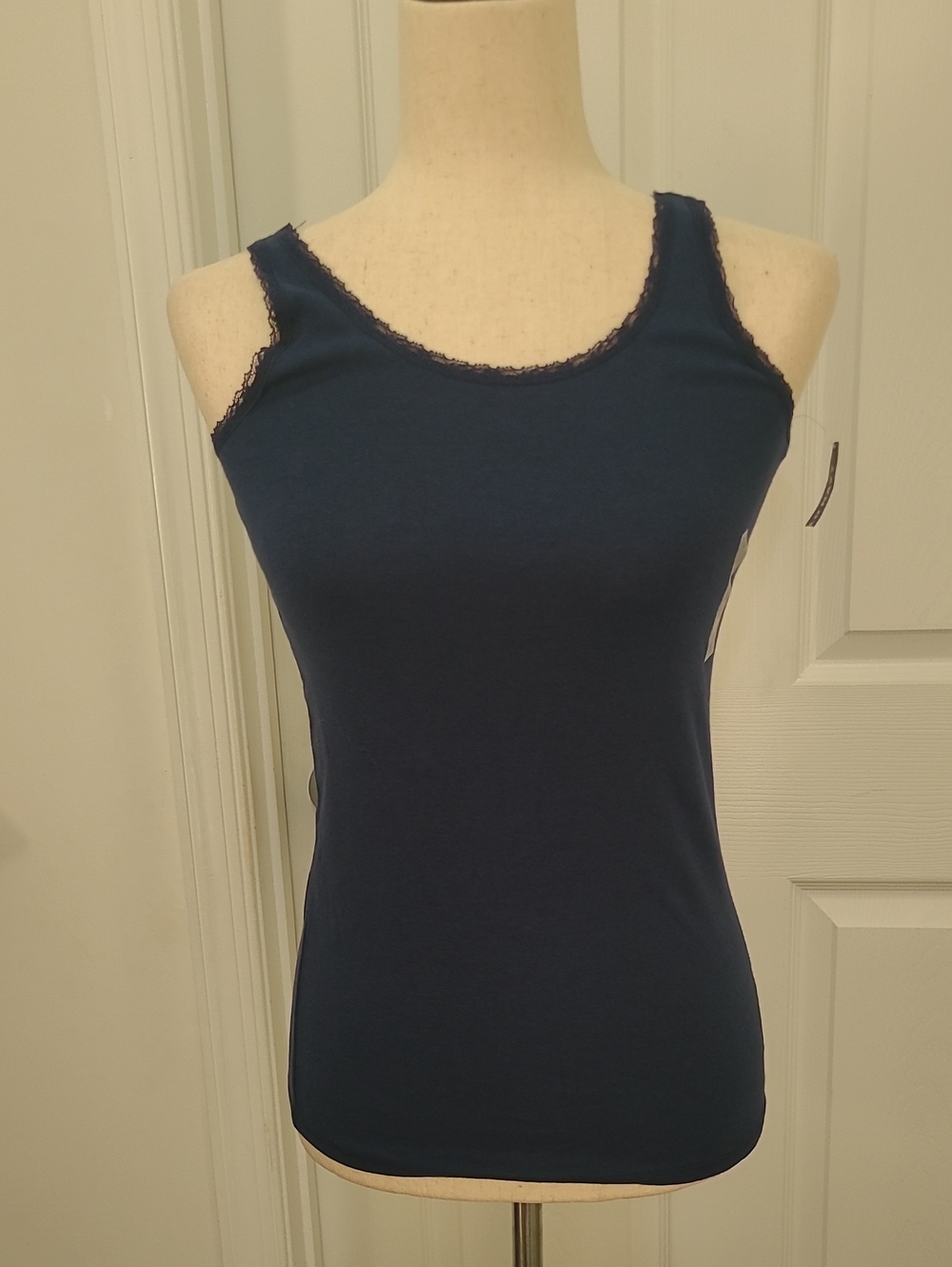 Old Navy Navy Lace-Trim Tank Top